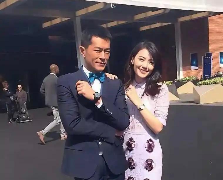 倘若当年他们能够走到一起，绝对会成为娱乐圈流传许久的一段佳话！
 
两人颜值登对