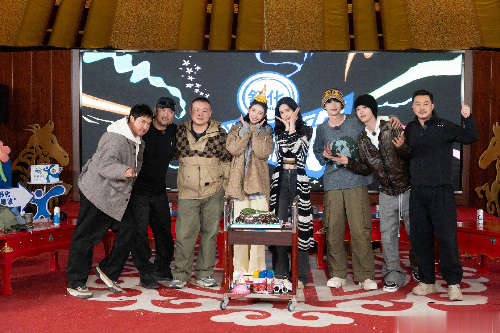 #金晨生日照##现在就出发全员给金晨庆生# 金晨生日照美到我了 ​​​