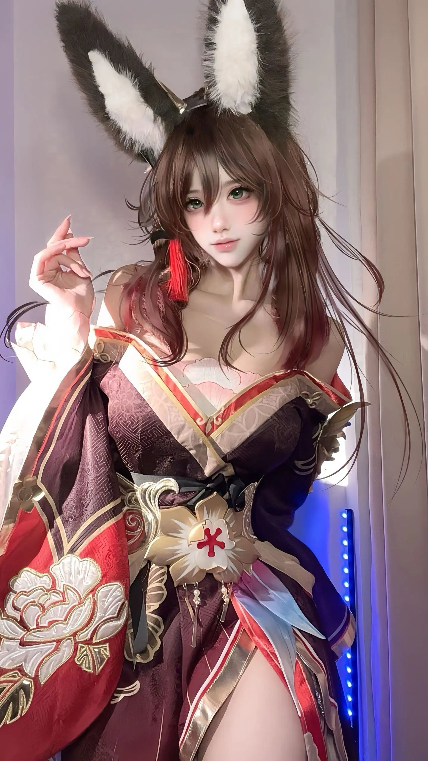 王小姐。