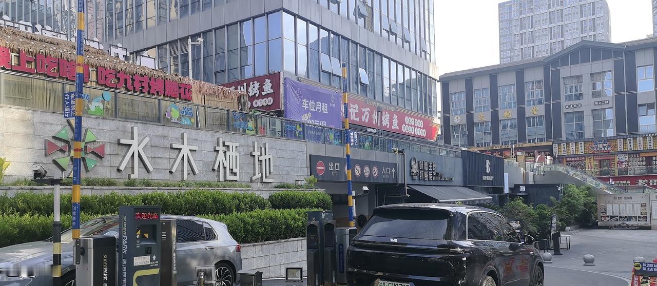 侯人解梦7：
梦有别人追杀你﹣--﹣没关系，你身体很好。（患有病的会减轻）
梦里