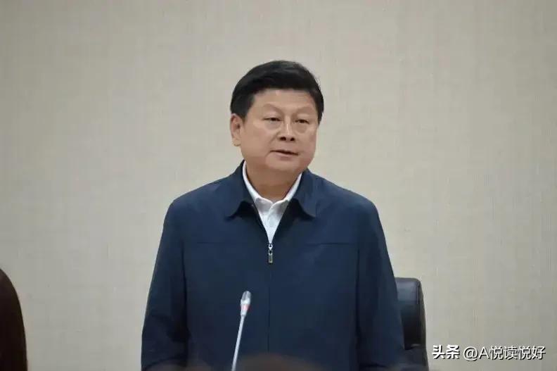 傅崐萁是实干型的人物，能干事，能扛事，在立院能做出一番事业，假以时日，也能干出些