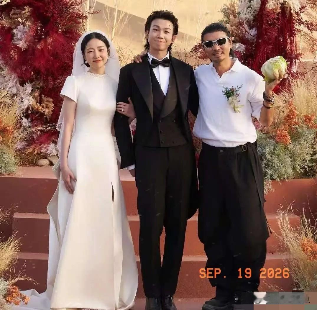 张晋，发文祝福
9月19号，张晋在个人社交账号上，发了条祝福动态，不是给自家孩子