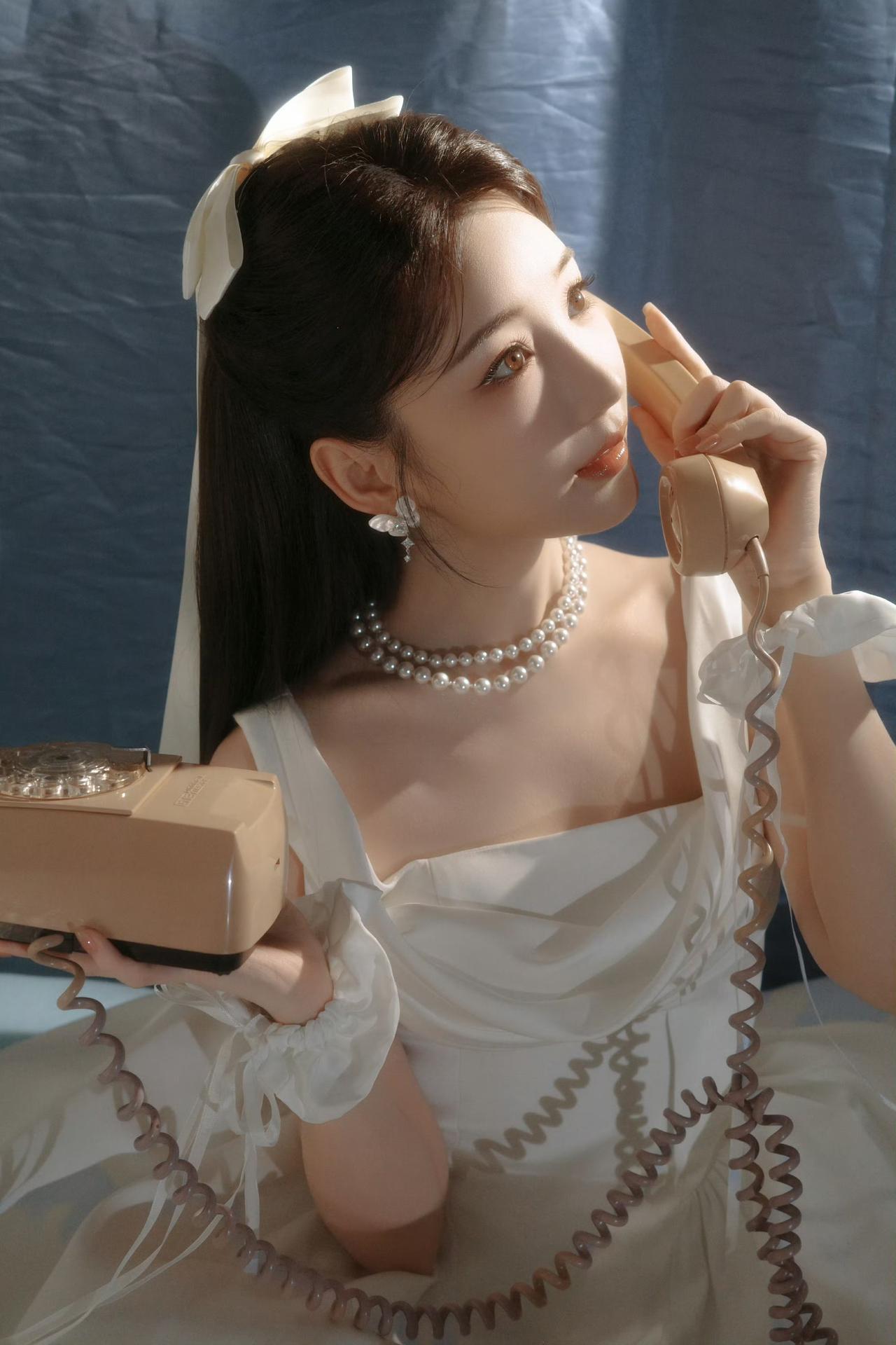美美哒仙女彤笑起来特别甜[飞吻]
毛晓彤