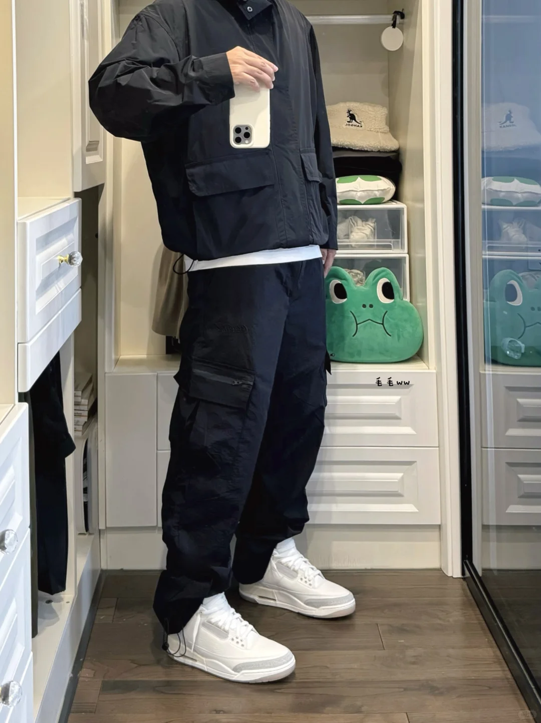 户外黑色系｜冲锋衣穿搭