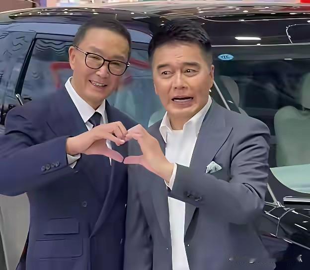 电视上看着一般般，真人巨帅！