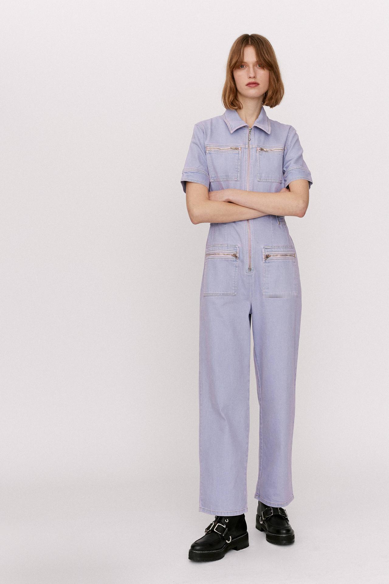 Alexa Chung 2020秋冬系列，让我重新认识了这位“初代IT Girl