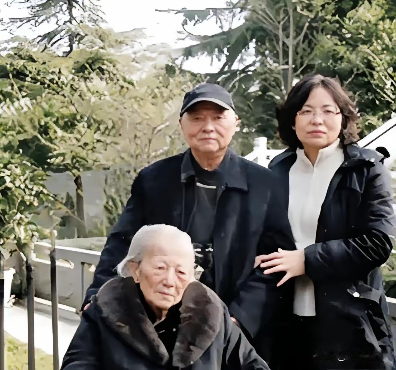 川军悍将王铭章，台儿庄战役死守滕县，战至弹尽粮绝壮烈殉国，用热血扛起川军忠勇风骨