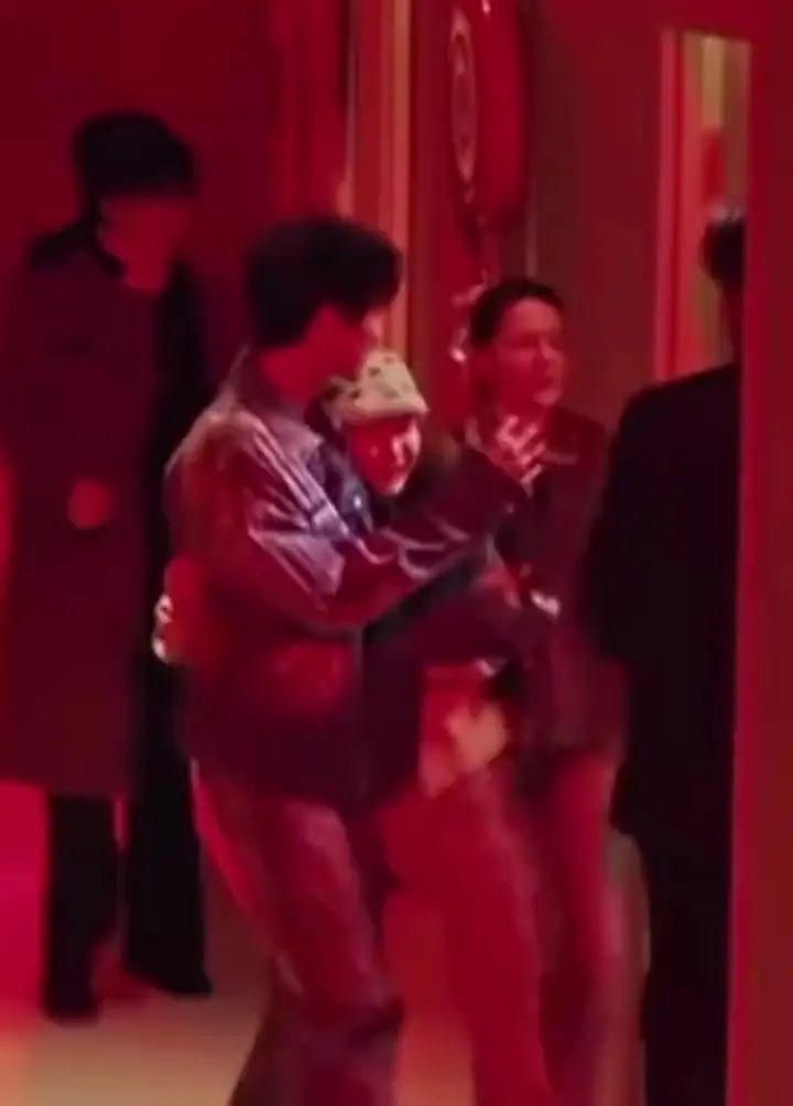 小发雷霆！哈哈哈哈，宝宝好可爱
