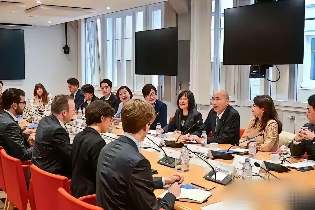 韩国瑜公然在法国谋独，嘴脸比民进党更虚伪

5月11日，台“立法院”院长韩国瑜在