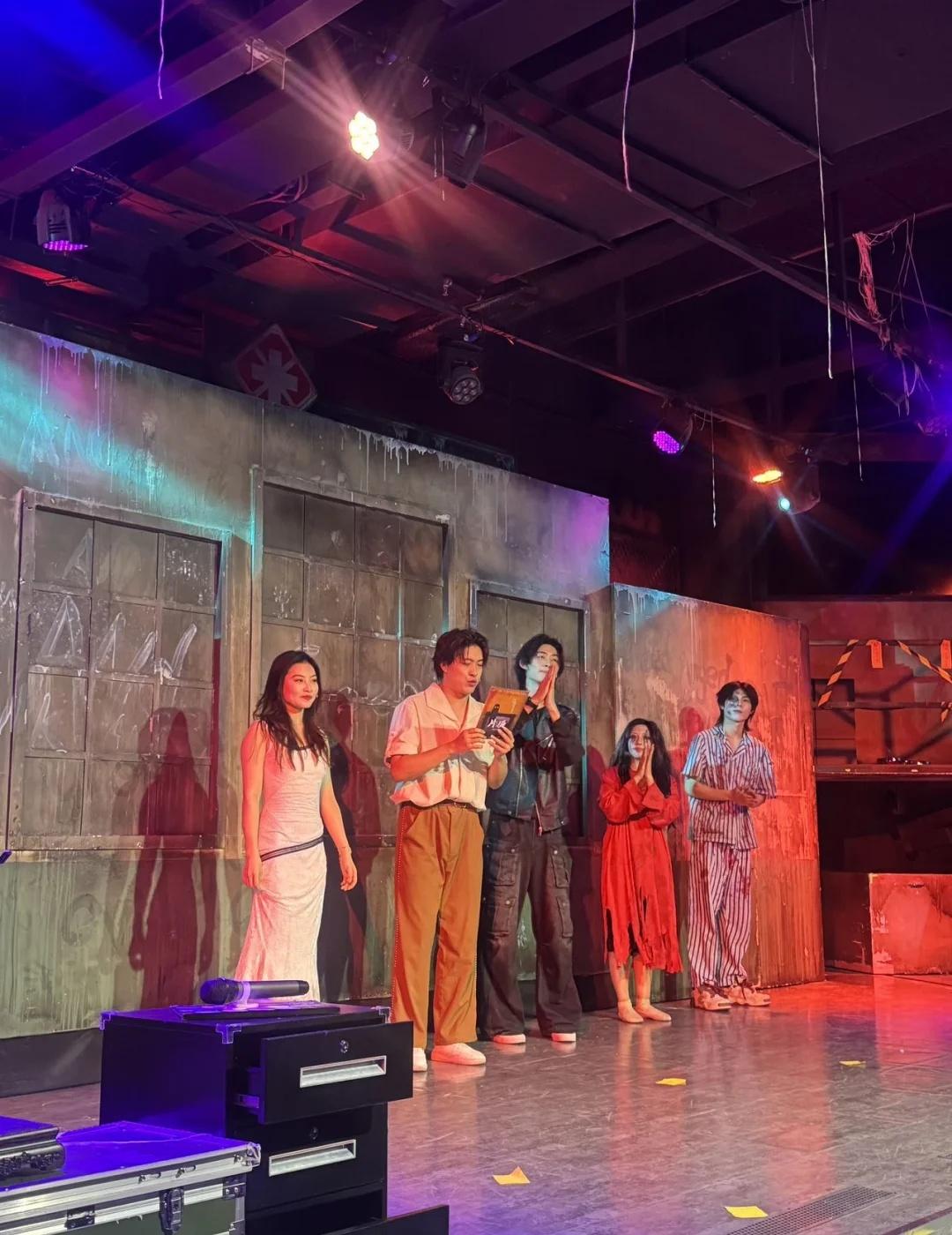 又吓又笑的沉浸式恐怖喜剧太上头🤣
第一次打卡沉浸式恐怖喜剧《片场》3.0，体验