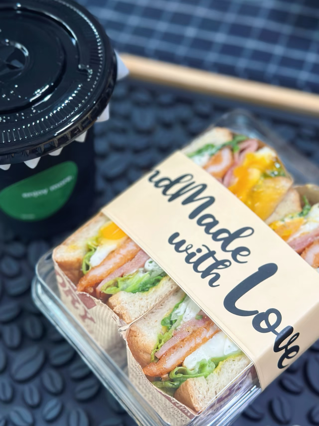 365天早餐不重样 周二好好干饭，保持乐观好心情，日子不必紧绷，吃份热乎早餐治愈