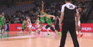 迪亚诺打出3+0，姜宇星防守太奇葩，全明星给锻炼出新杀招

都说迪亚诺运动能力太