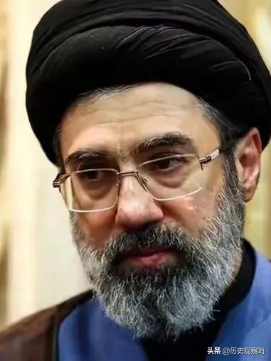 美伊到底谈没谈
特朗普：我和最高领袖一起管霍尔木兹海峡！
穆杰塔巴·哈梅内伊: 