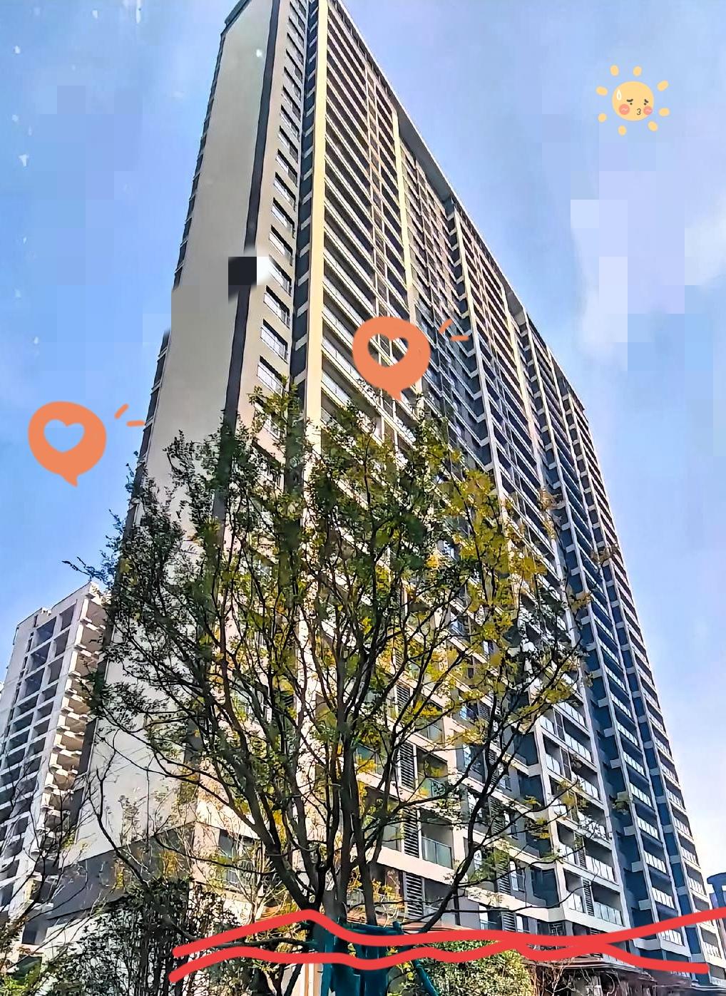 西安楼市彻底掀桌子。
西安房价是彻底疯狂了，从城南的13800到雁塔紫云镜120