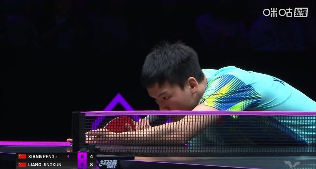 大胖复出，让1追3胜队友小将向鹏，晋级16强！


WTT重庆冠军赛，国乒男单德