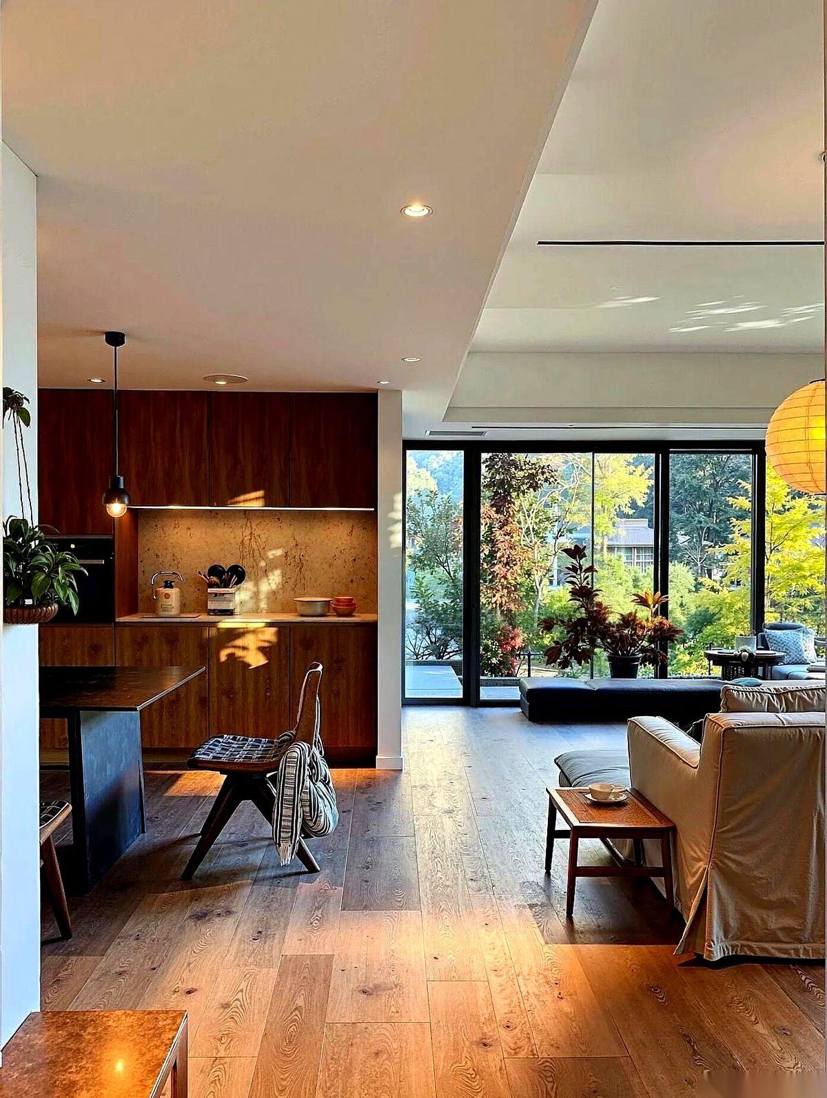 装修的时候，八百个人在我耳边叨叨。
这个意式，那个中古，这个当下最火，那个小红书