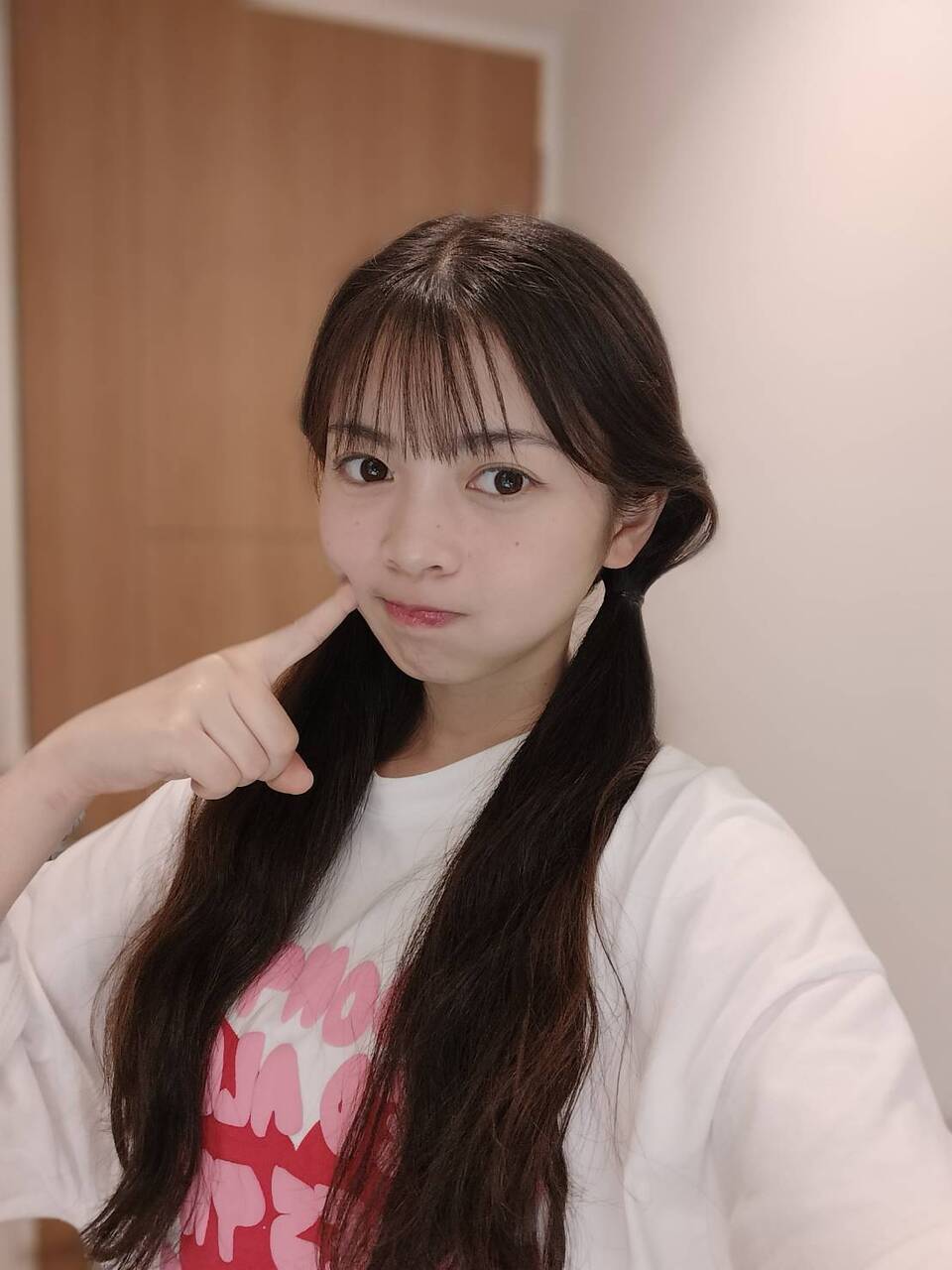 長嶋凛桜「最近はずいぶん気温が上がってきましたね。生粋の道産子、東京の暑さにHP