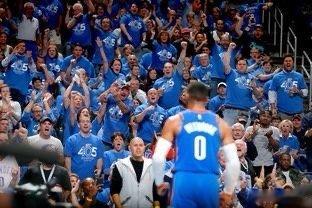 周五篮球         321：掘金VS雷霆 掘金队虽以103-84战胜凯尔特