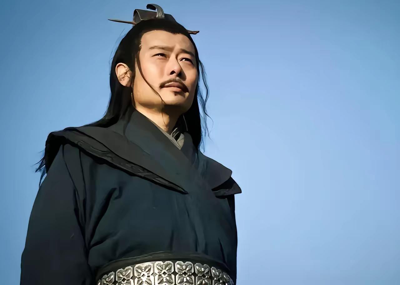 张良衣锦还乡，恩师黄石公却闭门不见，只托人送来一筐“烂杏”。张良看后，在门外叩首