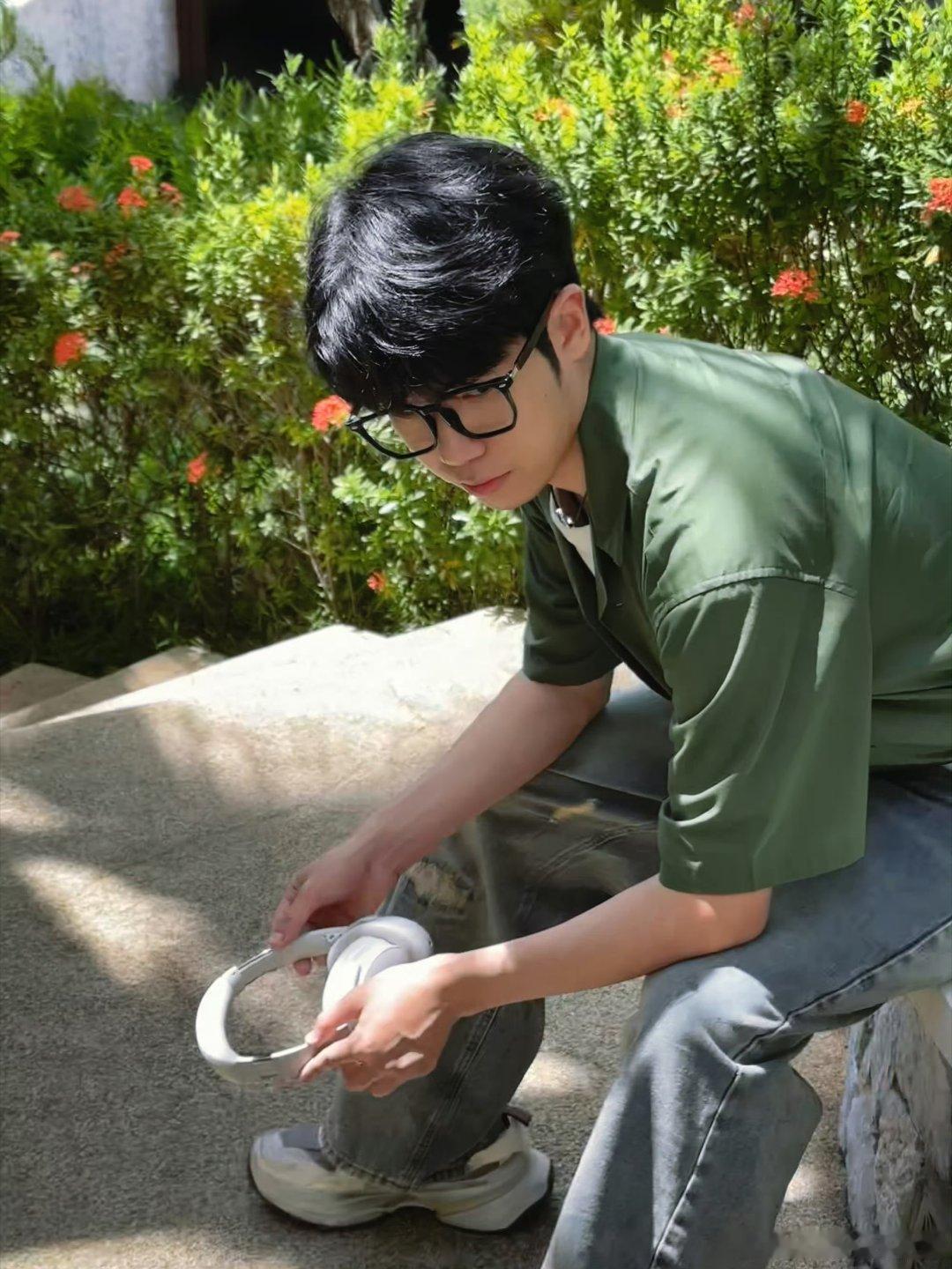 花花花花花海电竞夏日营业中 贴贴 