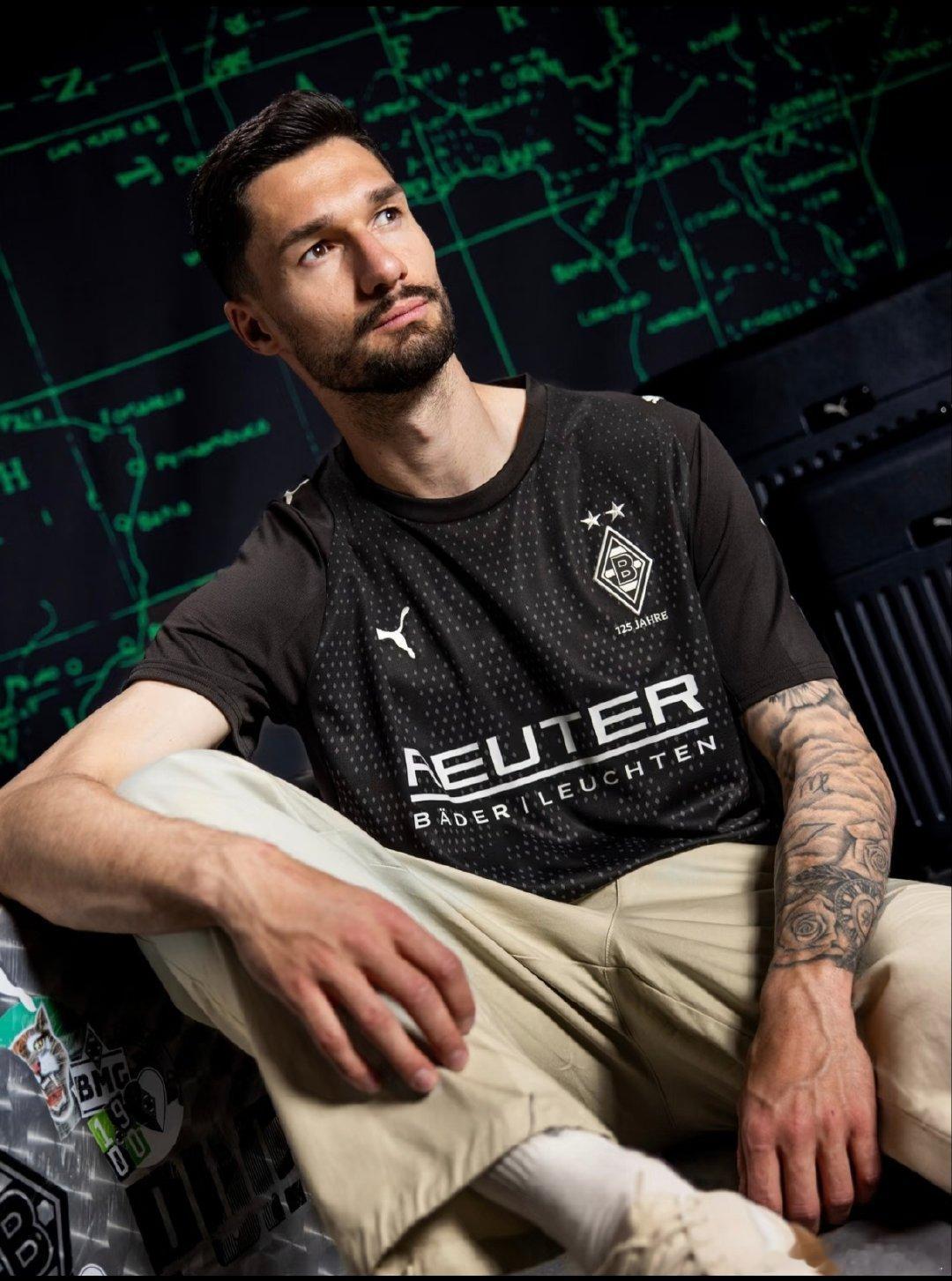 德甲生死对决！美因茨保级战碰残阵门兴，主场能否逆势拿分？12月6日03:30，德