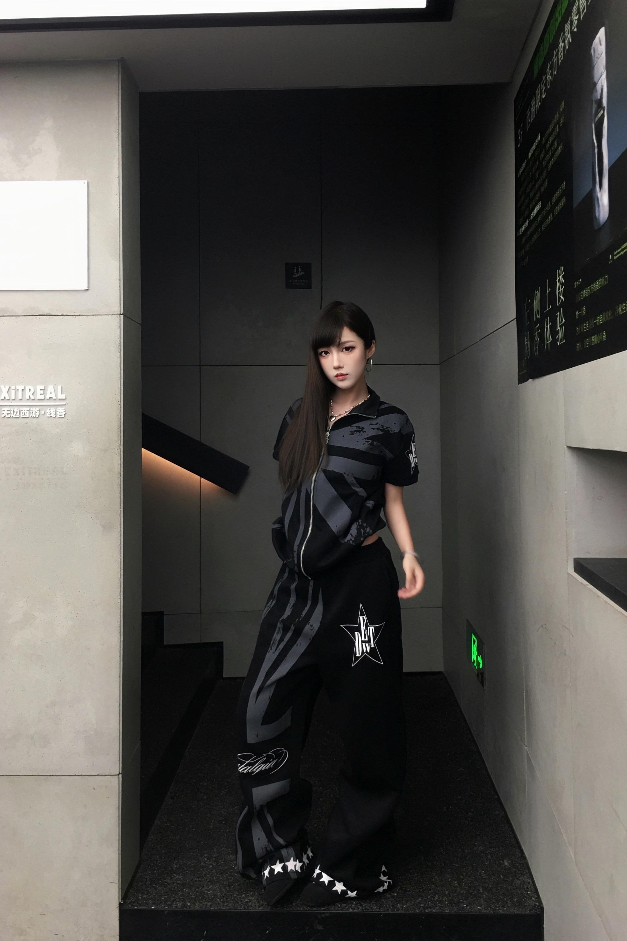 作息乱乱的 人坏坏的 意志淡淡的
