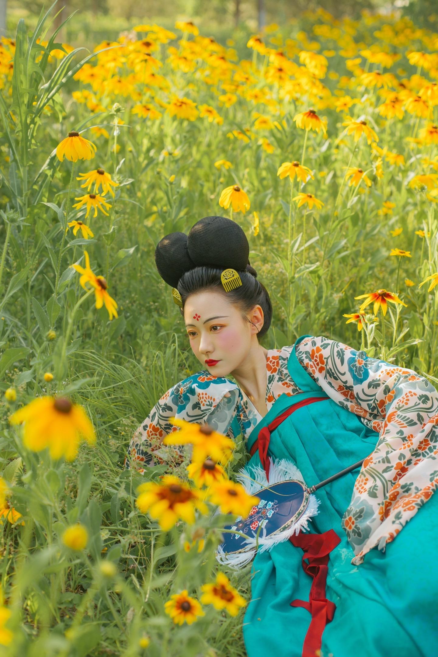 盛唐仕女｜小扇引微凉，悠悠夏日长。