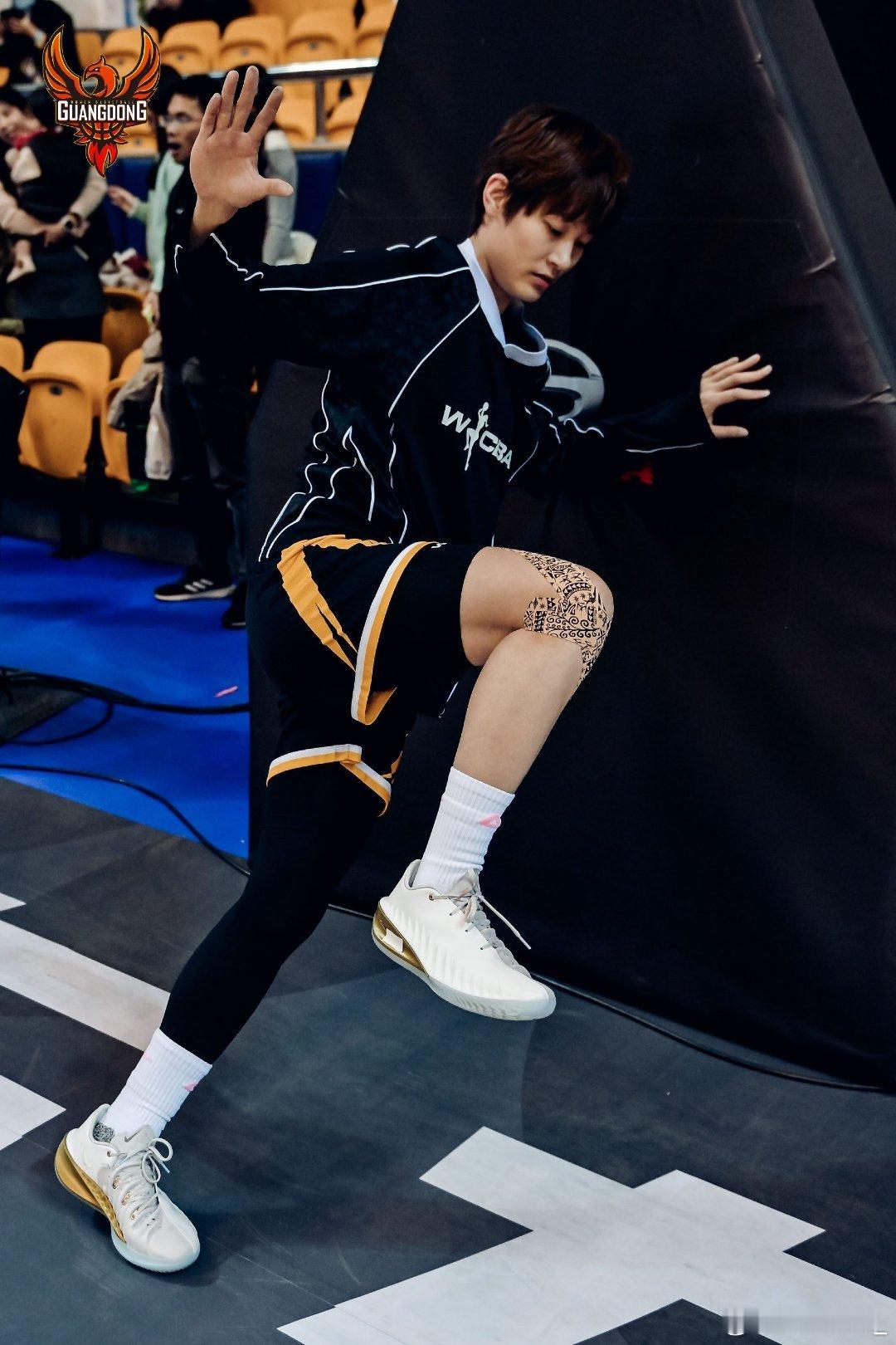 杨力维杨力维广东女篮2025-2026赛季wcba联赛 『 1月23日 』WCB