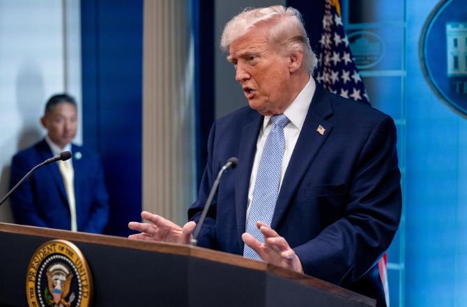 特朗普又放狠话：中国车敢来，直接100%关税！

特朗普4月12号接受福克斯新闻