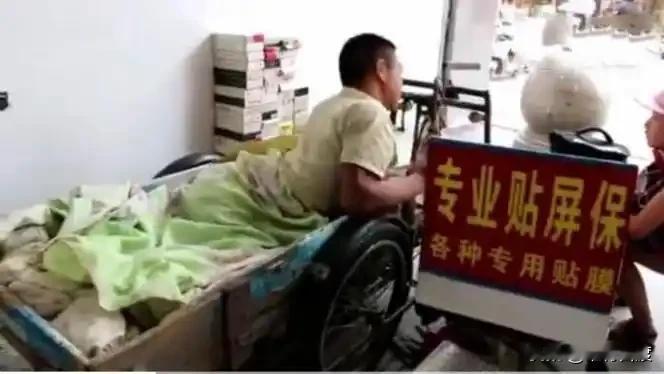 在苦难面前，有的人经受不住就彻底趴下了。而有的人用苦难铸就了辉煌。而河南南阳的夏