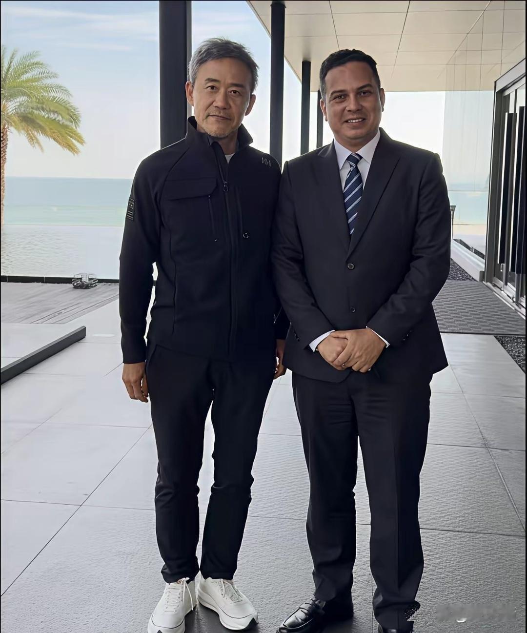 万科总裁王石状态真不错，看着哪像75岁，最多也就57岁的样子。 ​​​