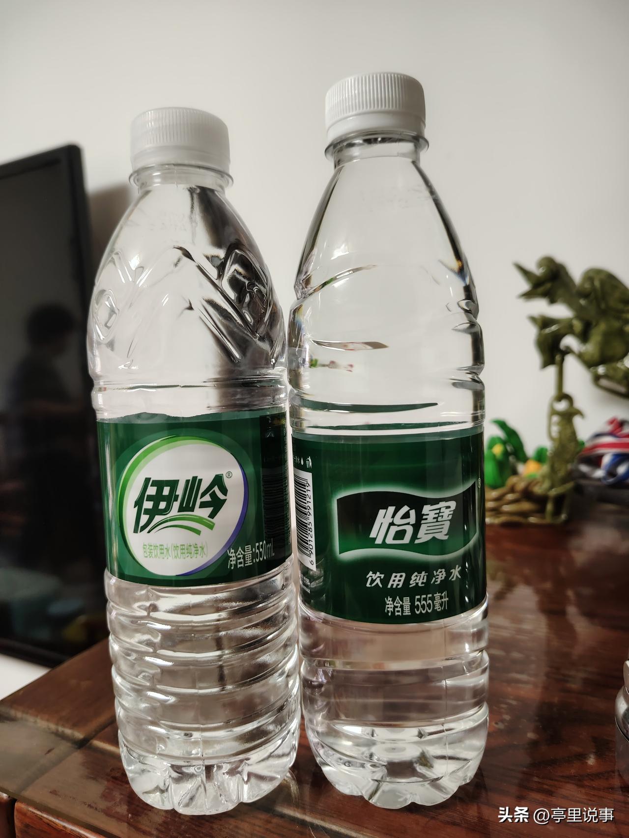 “怡宝”的山寨兄弟——“伊岭”牌纯净水
两广的兄弟姐妹们应该很熟悉“怡宝”这个品