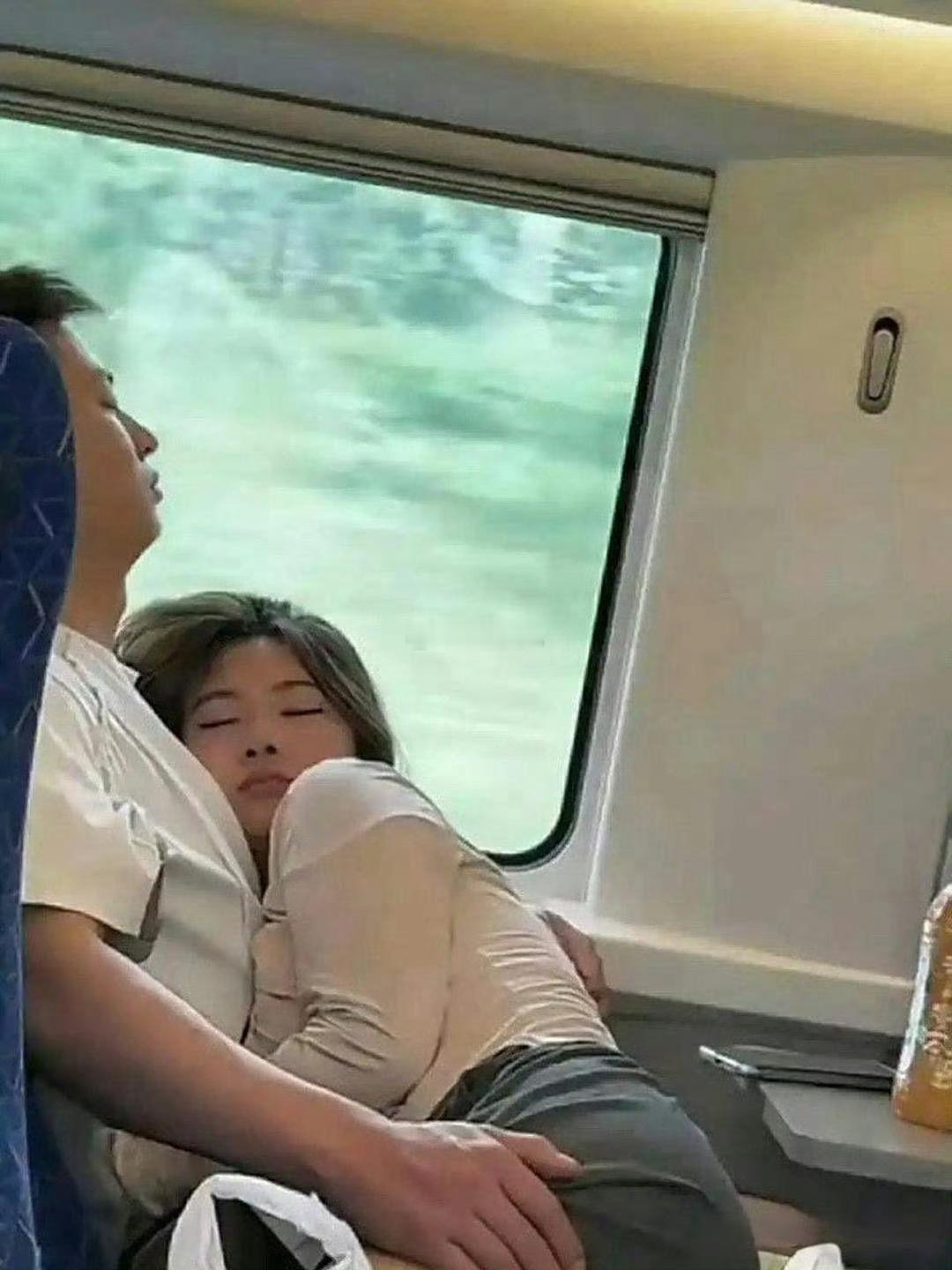 这种算不算是爹系男友？