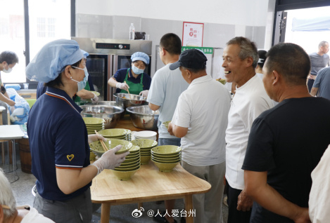 台州这处村级养老站点暖到老人心坎里 近日，天台桃源谷村的纯公益敬老家园正式开门迎