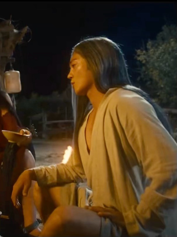 电影镖人新春版特别预告 沙漠是很热，玉面鬼都穿穿这样清凉了这段居然不是花絮是《镖