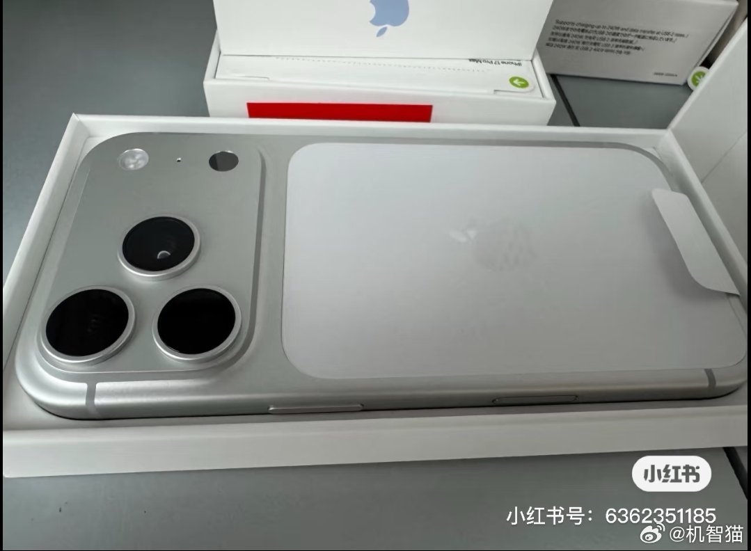 已经有人拆了iPhone 17 Pro零售版的包装，不知道今年有没有提前激活的勇
