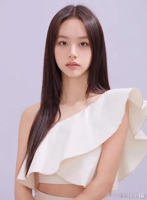 #李惠利离开前经纪公司# Wuli惠利终于要脱离苦海了[打call]远离渣男，也