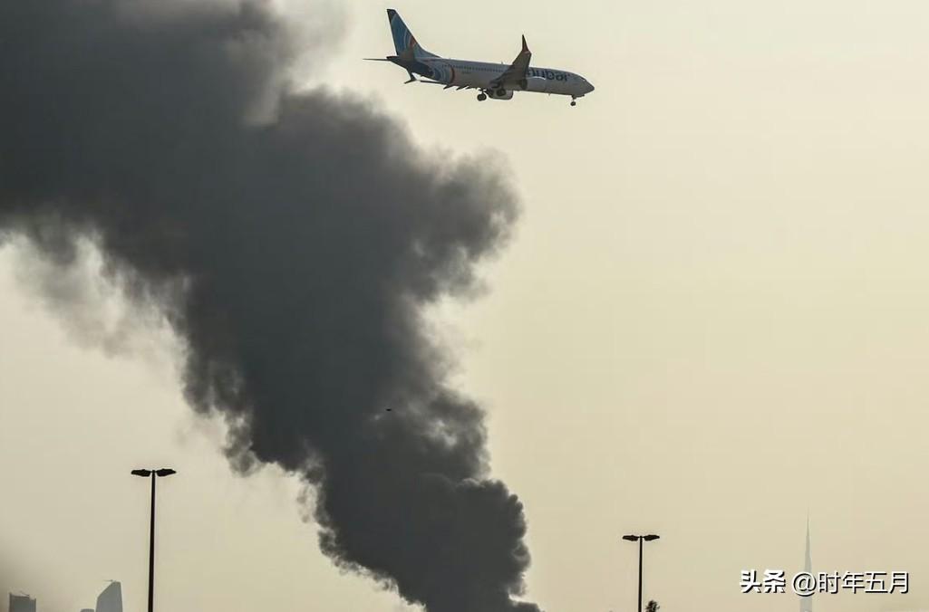 伊朗给王爷们发了一张均贫卡

"霍尔木兹海峡将在很长一段时间内成为地缘政治风险的