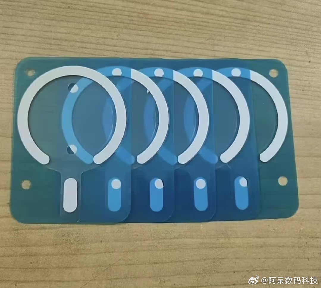 iPhone 17 Pro 新 MagSafe 设计曝光，新MagSafe设计在