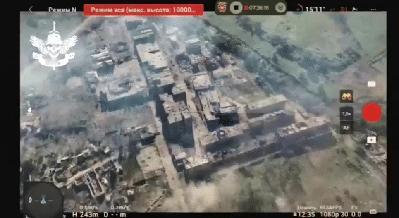 400名俄军被乌军包围，乌军疯狂进攻，俄军死守阵地，已经无法突围。

乌克兰军队