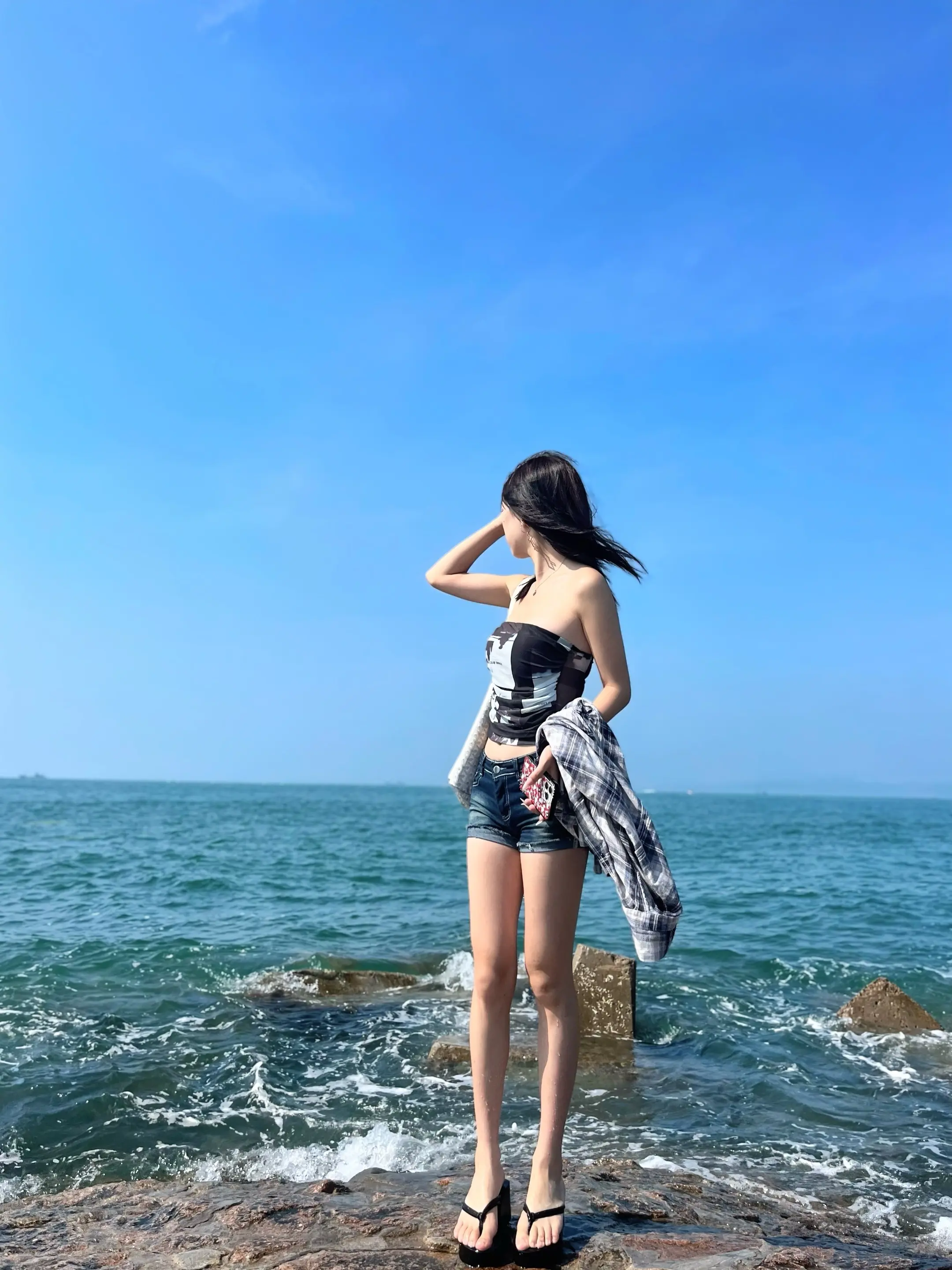 出海了，有事漂流瓶联系