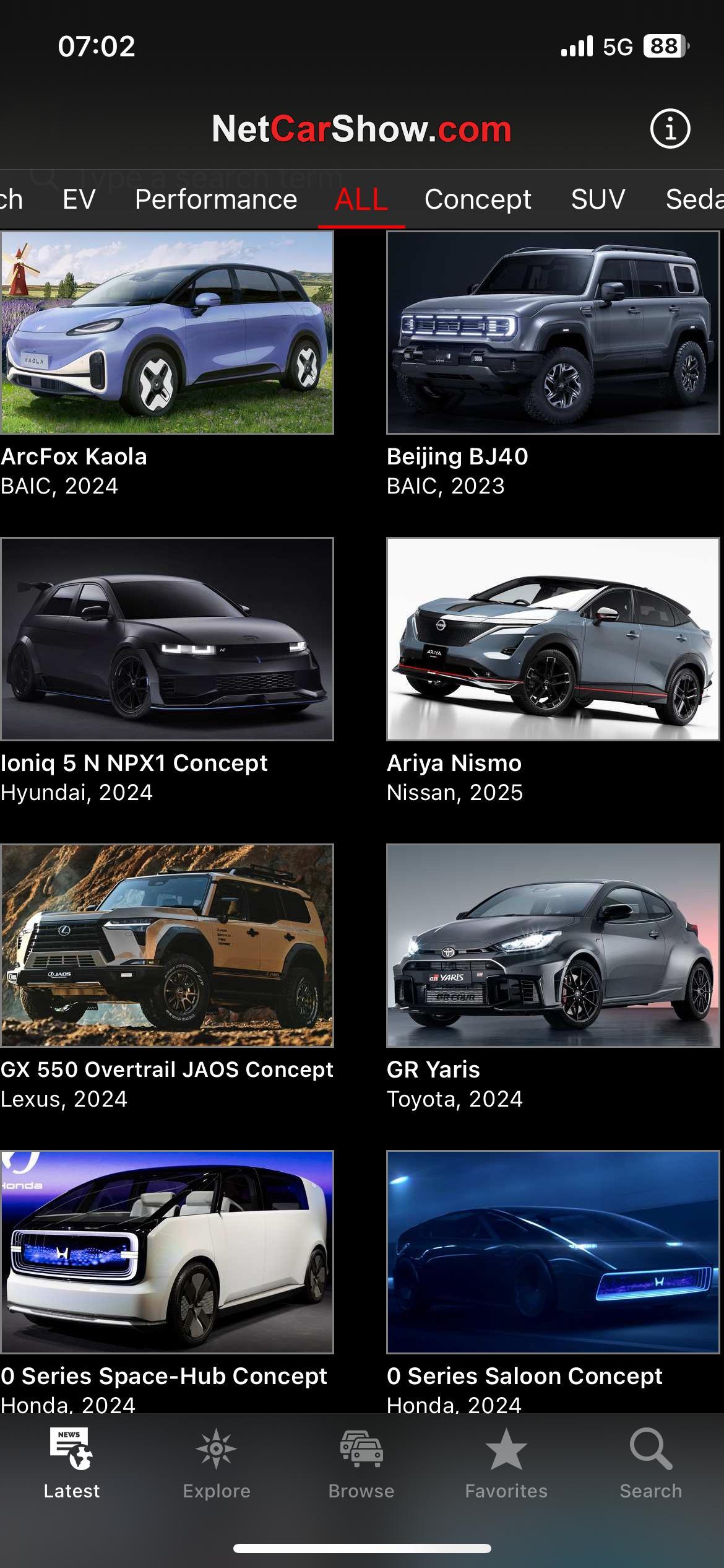 打开NetCar Show的汽车图片APP能看到Beijing BJ40的车图还