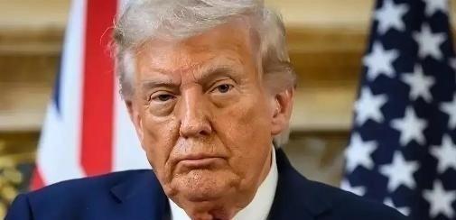 只要美国敢往伊朗头上扔下一枚核弹，你信不信，明天乌克兰就可能会灰飞烟灭。这不是电