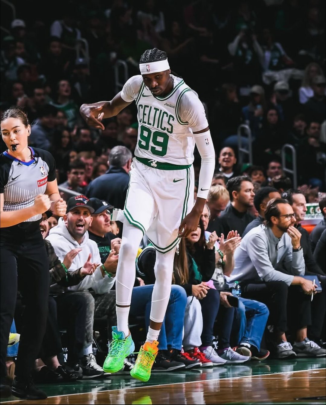 在谈到克里斯-布歇时，马祖拉表示：“他很清楚自己随时能为球队出战，也明白一旦登场