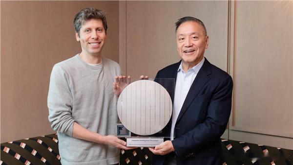 【OpenAI发布自研AI芯片 取名墨西哥辣椒 从设计到流片仅9个月】OpenA