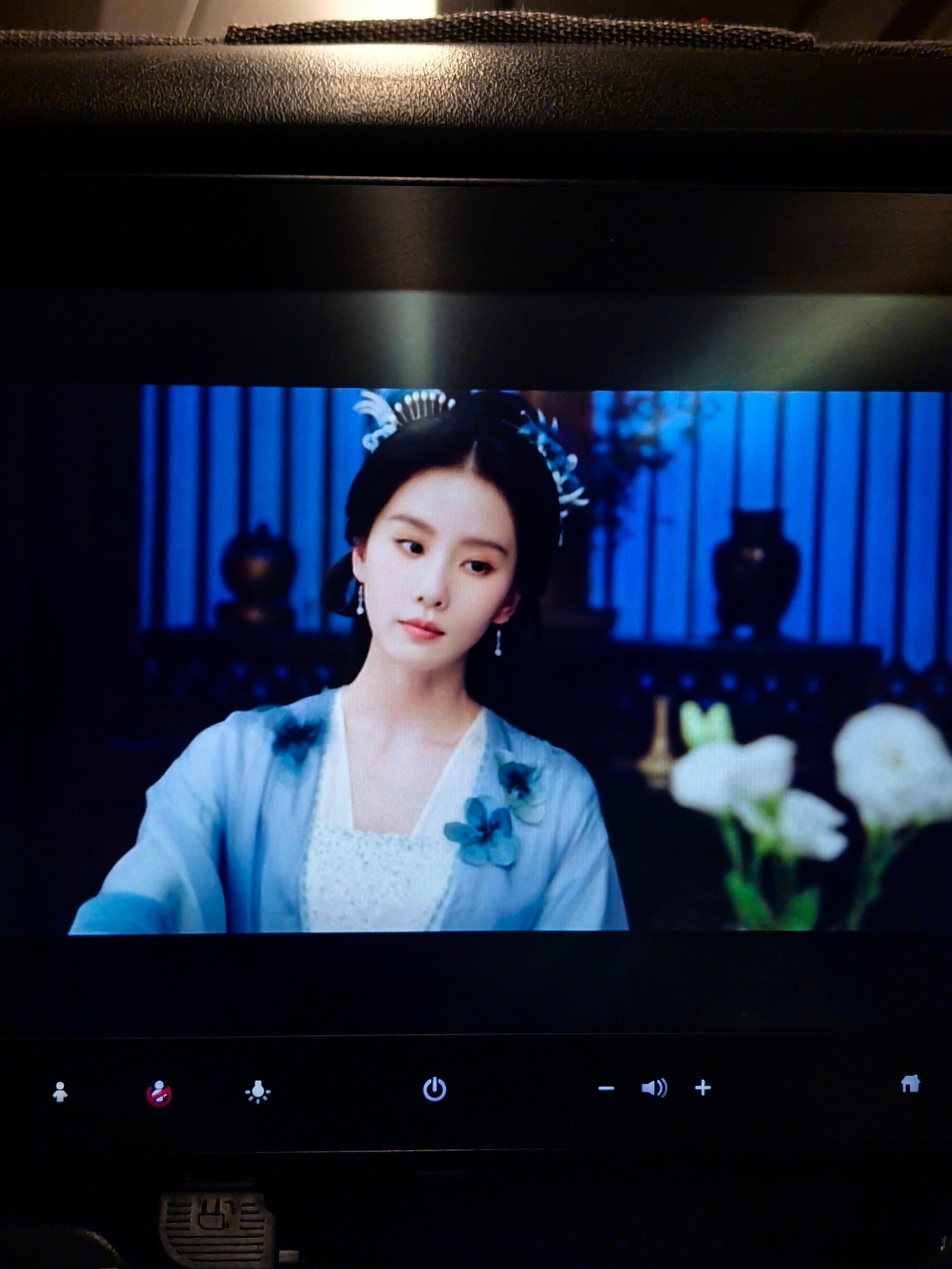 对淮水竹亭远播海外有了实质性感受了 偶现在在飞机上，找电视剧看结果一眼看见我们淮