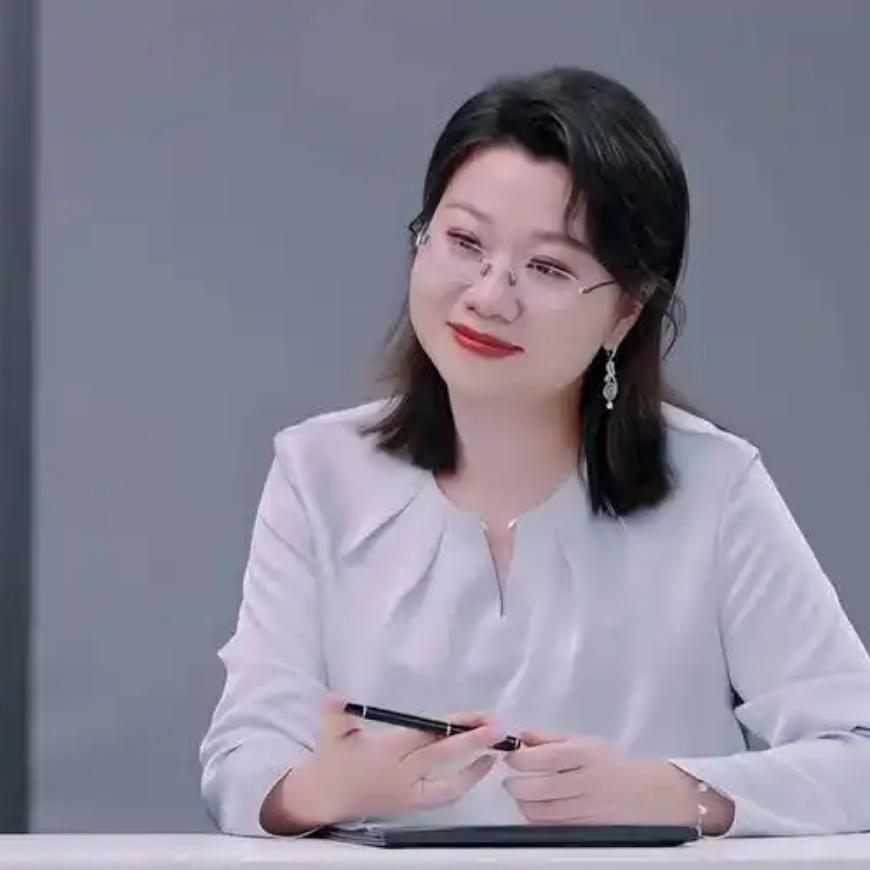 终于懂了！刘思远的优秀，从来不是凭空而来
 
看完刘思远的原生家庭，瞬间明白她为