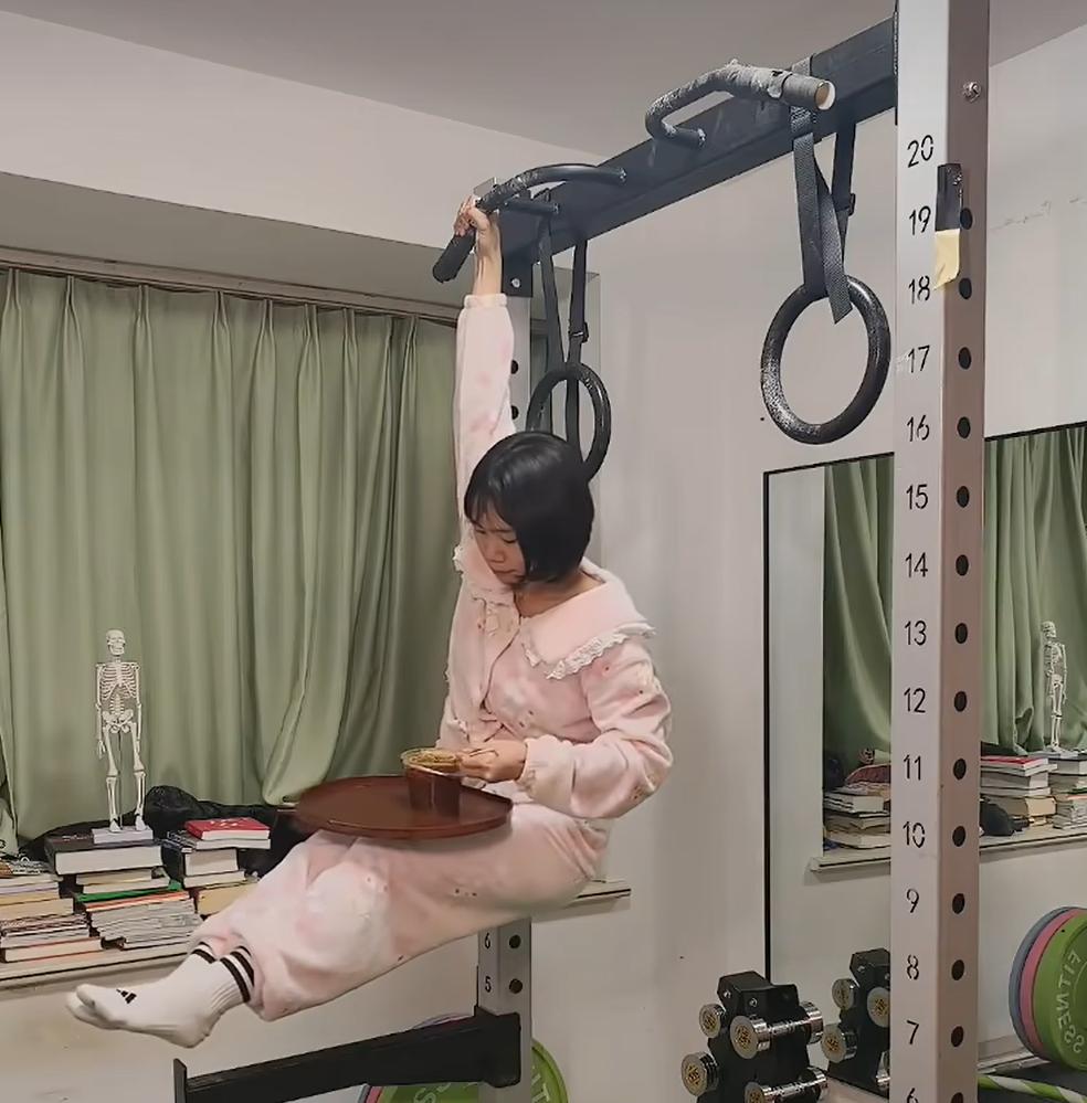 大姐的核心力量太强了[石化][石化]