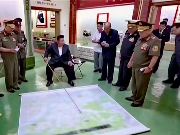 硬刚！金正恩：若美国无视地区诸国安全忧虑，朝鲜将采取军事技术措施。

这口气真硬