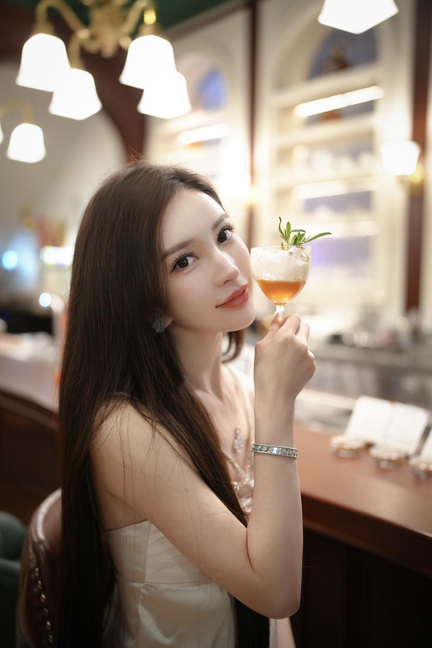 幸福，有时就是内心的笃定。  很爱很爱你 💕💕💕